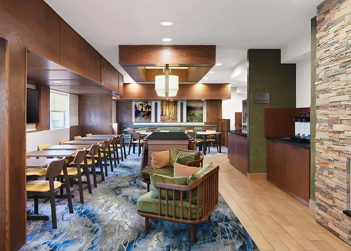 Cheap hotels Fairfield Inn Huntsville